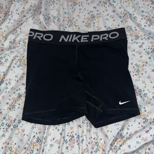 Black Nike Pros